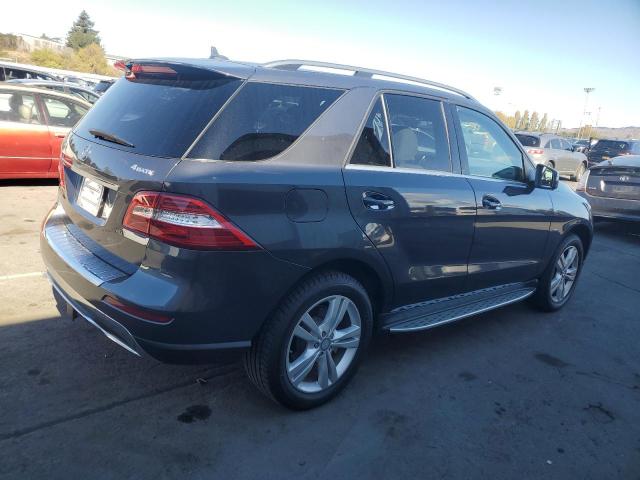 4JGDA5HB9CA020162 - 2012 MERCEDES-BENZ ML 350 4MATIC CHARCOAL photo 3