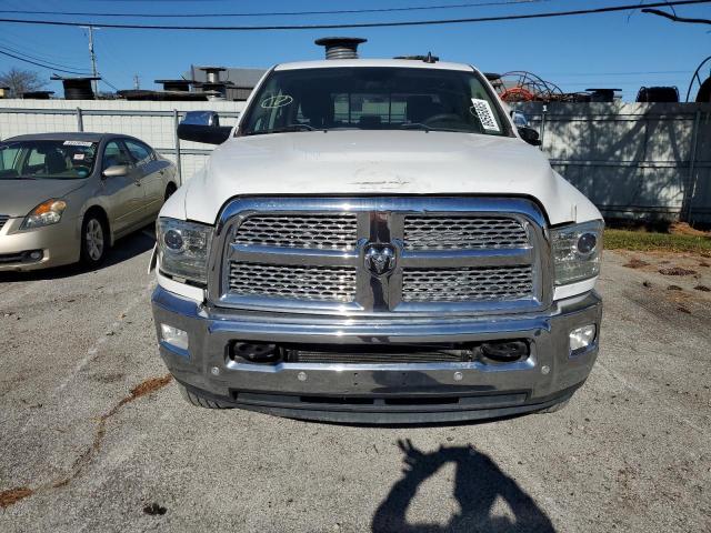 3C6UR5FL2JG155823 - 2018 RAM 2500 LARAMIE Ақ фото 5