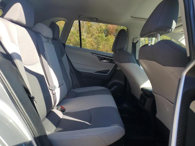 2T3RWRFV4RW249083 - 2024 TOYOTA RAV4 XLE 银色 照片 11