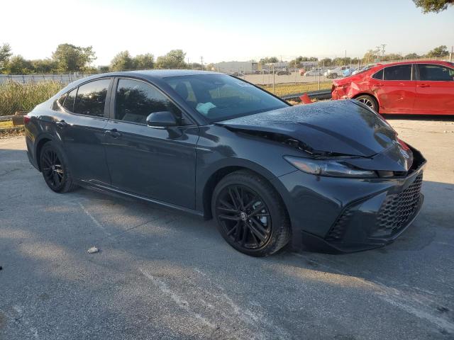 4T1DAACK2SU547831 - 2025 TOYOTA CAMRY XSE გრაფიტი ფოტო 4