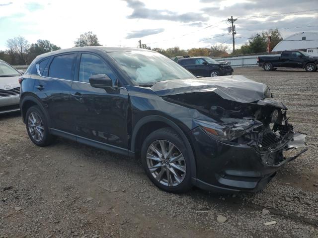 JM3KFBDM3M0412698 - 2021 MAZDA CX-5 GRAND TOURING BLACK photo 4