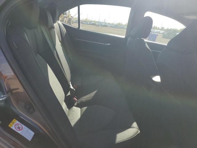 4T1B11HK2JU598163 - 2018 TOYOTA CAMRY L GRAY photo 10