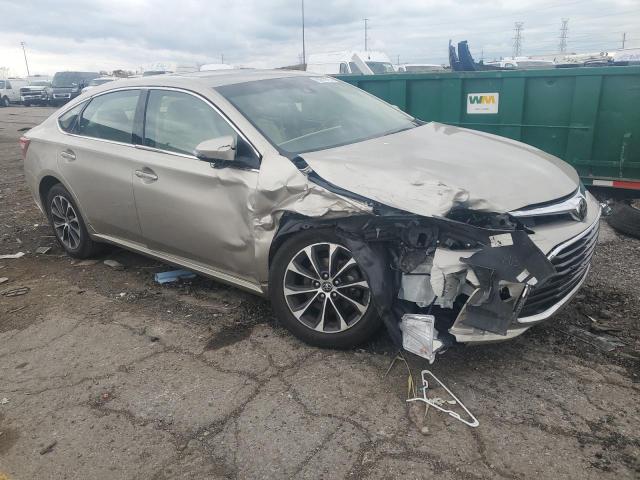 4T1BK1EB0JU282665 - 2018 TOYOTA AVALON XLE GOLD photo 4