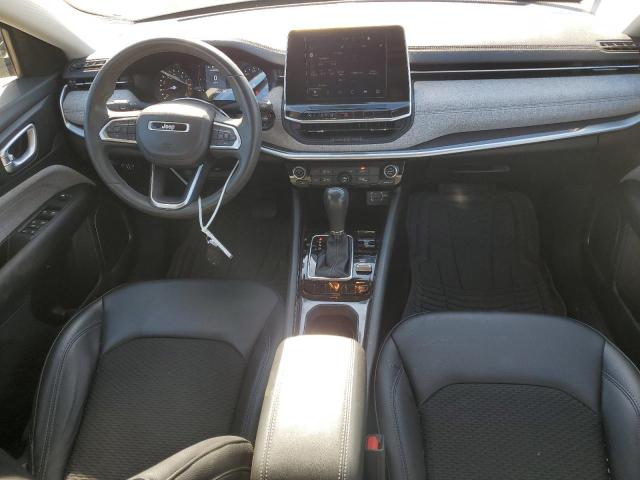 3C4NJDBB8NT105615 - 2022 JEEP COMPASS LATITUDE 银色 照片 8