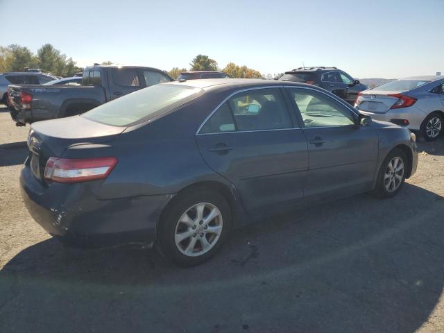 4T1BF3EK5BU160708 - 2011 TOYOTA CAMRY BASE GRAY photo 3