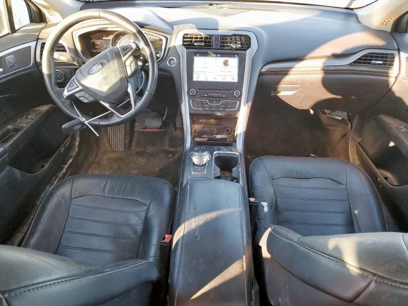 3FA6P0HD9JR259834 - 2018 FORD FUSION SE თეთრი ფოტო 8