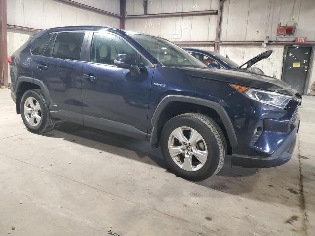 2T3RWRFV7MW111756 - 2021 TOYOTA RAV4 XLE BLUE photo 4