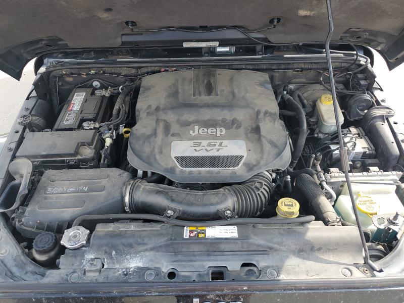 1C4BJWEG9DL609204 - 2013 JEEP WRANGLER UNLIMITED SAHARA BLACK photo 12