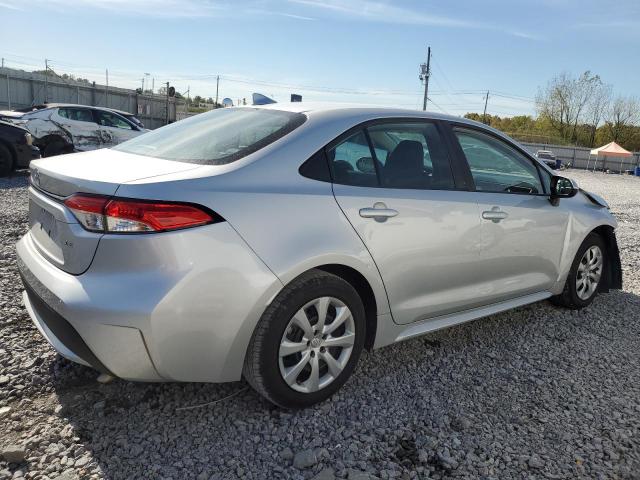 5YFEPRAE3LP042818 - 2020 TOYOTA COROLLA LE 银色 照片 3