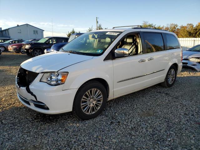 2014 CHRYSLER TOWN & COU TOURING L, 
