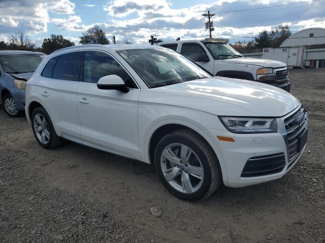 WA1BNAFY0K2122856 - 2019 AUDI Q5 PREMIUM PLUS WHITE photo 4