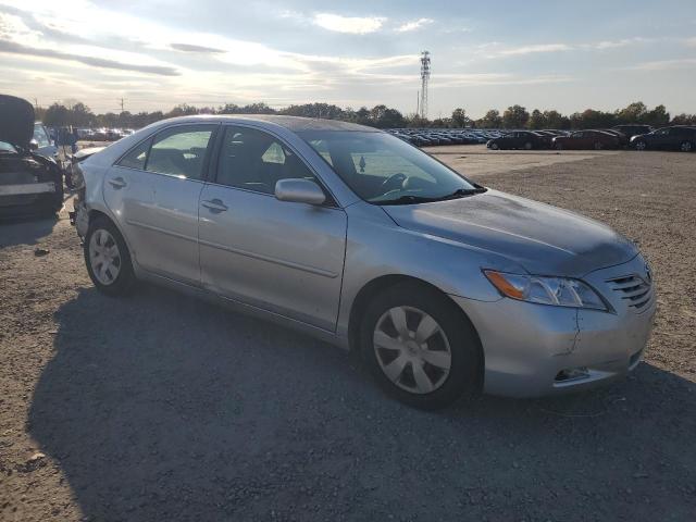 JTNBE46KX73066019 - 2007 TOYOTA CAMRY CE ვერცხლისფერი ფოტო 4