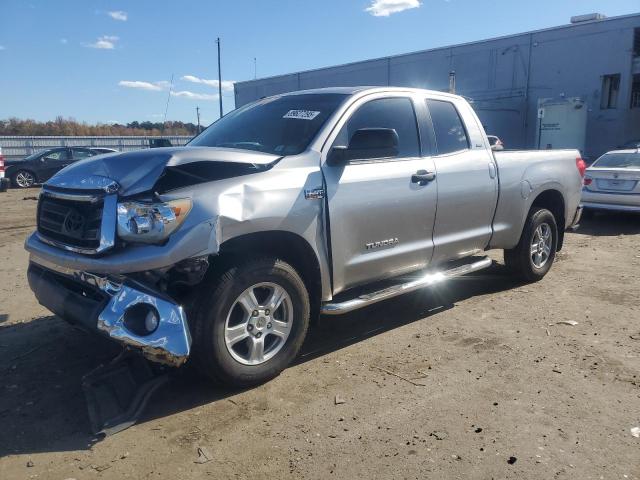 2010 TOYOTA TUNDRA DOUBLE CAB SR5, 