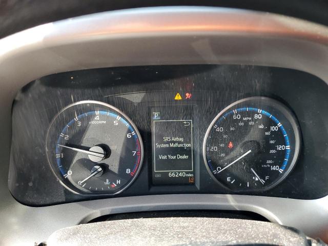 2T3BFREV0JW716281 - 2018 TOYOTA RAV4 LE BLACK photo 9