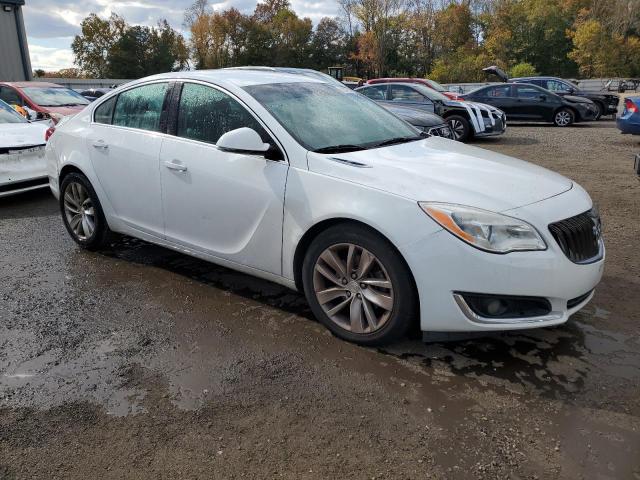 2G4GK5EX2G9160310 - 2016 BUICK REGAL WHITE photo 4