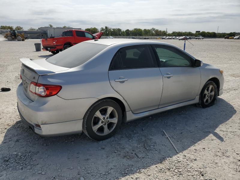 2T1BU4EE4BC713792 - 2011 TOYOTA COROLLA BASE SILVER photo 3