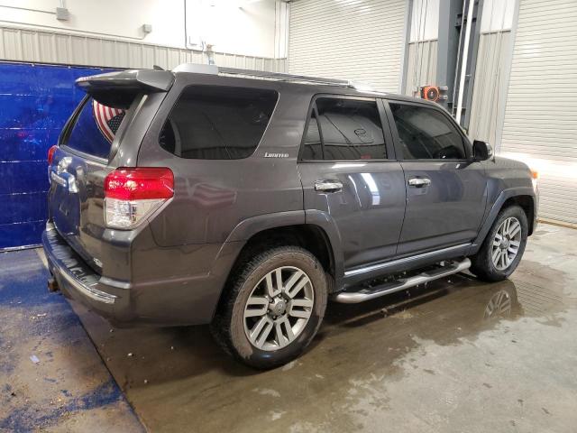 JTEBU5JR0B5051247 - 2011 TOYOTA 4RUNNER SR5 GRAY photo 3