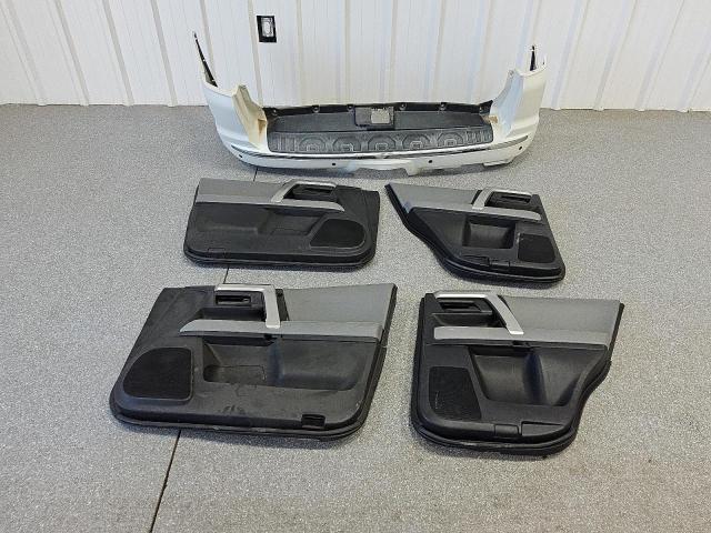 JTEZU5JR7B5025243 - 2011 TOYOTA 4RUNNER SR5 白色 照片 13