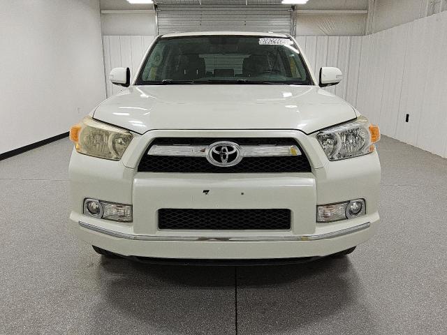 JTEZU5JR7B5025243 - 2011 TOYOTA 4RUNNER SR5 白色 照片 5