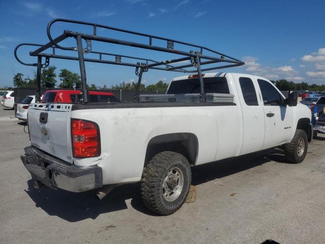 1GC5CVBG1AZ270551 - 2010 CHEVROLET SILVERADO C2500 HEAVY DUTY WHITE photo 3