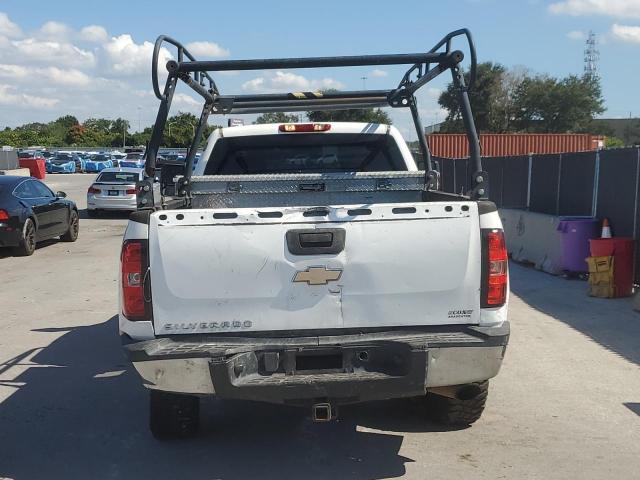 1GC5CVBG1AZ270551 - 2010 CHEVROLET SILVERADO C2500 HEAVY DUTY WHITE photo 6