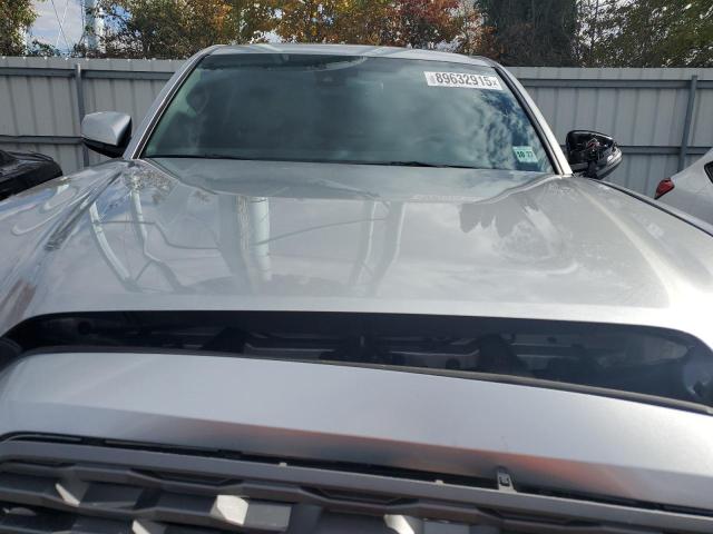 3TMCZ5AN4NM529451 - 2022 TOYOTA TACOMA DOUBLE CAB SILVER photo 11