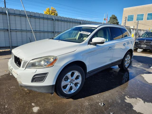 2012 VOLVO XC60 3.2, 
