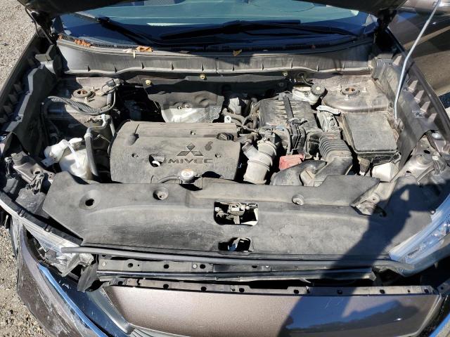 JA4AP3AU1HZ009276 - 2017 MITSUBISHI OUTLANDER ES ყავისფერი ფოტო 12