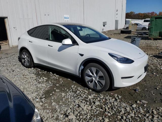 7SAYGDEE1PA098588 - 2023 TESLA MODEL Y თეთრი ფოტო 4