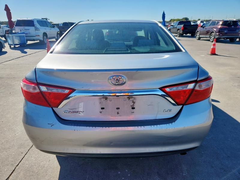 4T4BF1FK3FR448225 - 2015 TOYOTA CAMRY LE SILVER photo 6
