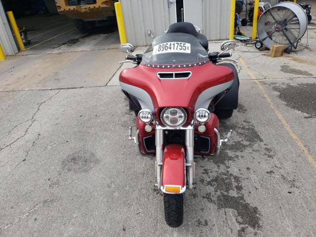 1HD1MAF17KB855766 - 2019 HARLEY-DAVIDSON FLHTCUTG RED photo 5