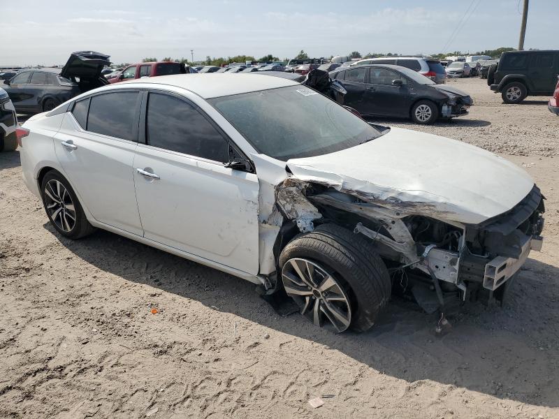 1N4BL4BV4KC244936 - 2019 NISSAN ALTIMA S Weiß Foto 4