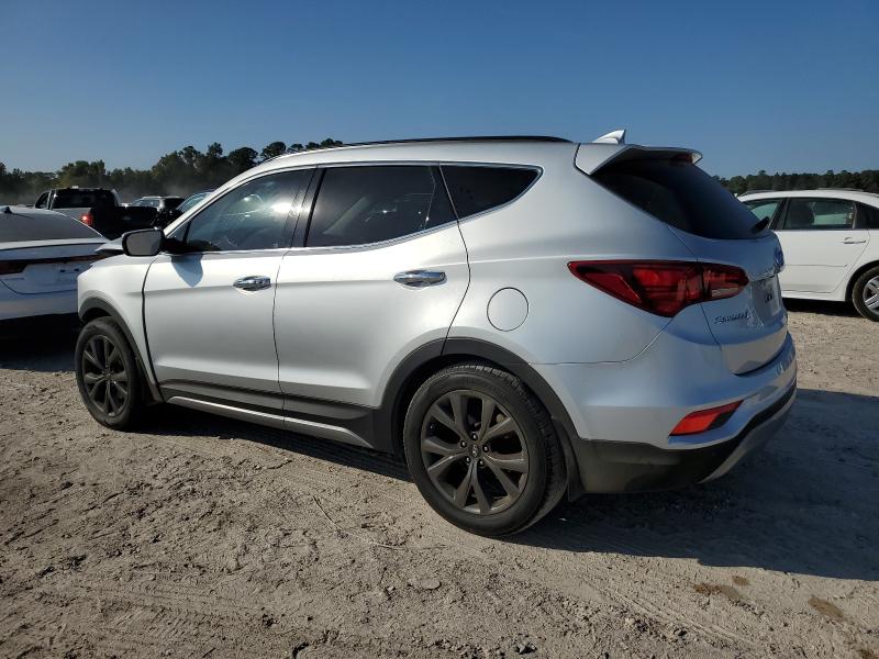 5XYZW4LA2JG503946 - 2018 HYUNDAI SANTA FE S SILVER photo 2