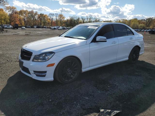 2013 MERCEDES-BENZ C 300 4MATIC, 