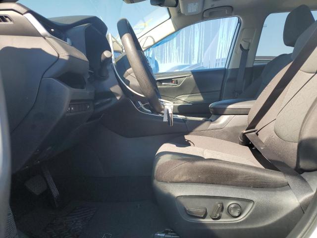 2T3W1RFVXRC281054 - 2024 TOYOTA RAV4 XLE 白色 照片 7