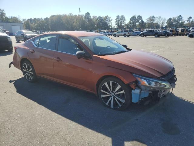 1N4BL4CV6KC100867 - 2019 NISSAN ALTIMA SR Նարնջագույն լուսանկար 4