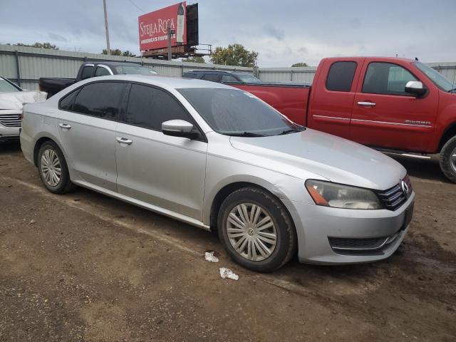 1VWAT7A30EC104309 - 2014 VOLKSWAGEN PASSAT S Plata foto 4