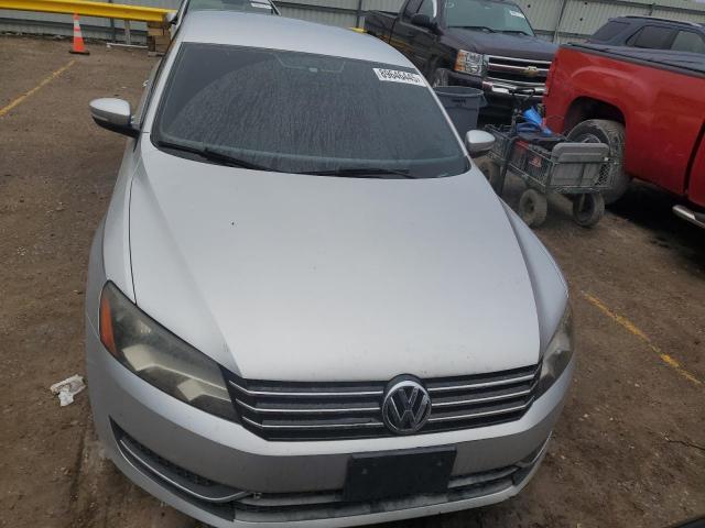 1VWAT7A30EC104309 - 2014 VOLKSWAGEN PASSAT S Plata foto 5