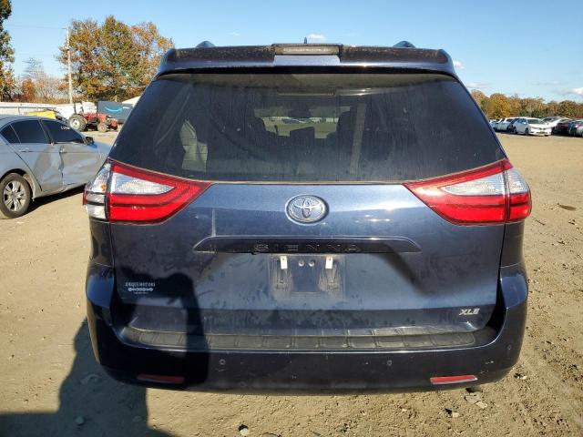 5TDYZ3DC5KS973387 - 2019 TOYOTA SIENNA XLE Bleu photo 6