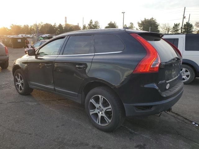 YV4902DZ2D2430700 - 2013 VOLVO XC60 T6 黑色 照片 2