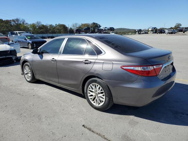 4T4BF1FK7GR580969 - 2016 TOYOTA CAMRY LE GRAY photo 2