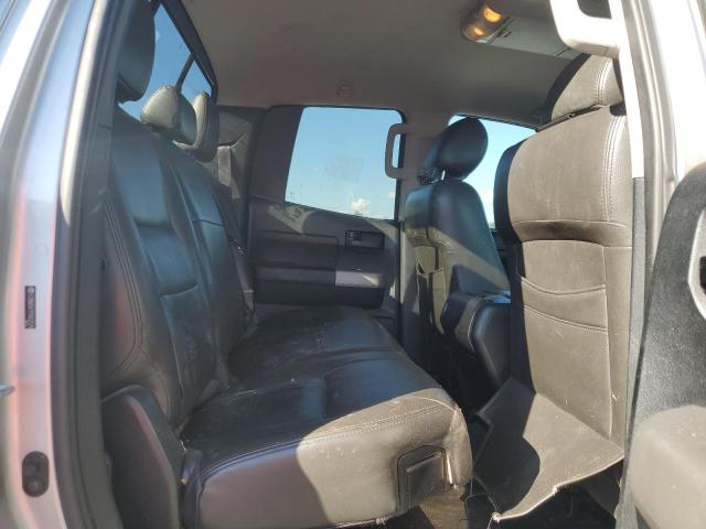 5TBBV54117S452579 - 2007 TOYOTA TUNDRA DOUBLE CAB SR5 SILVER photo 10
