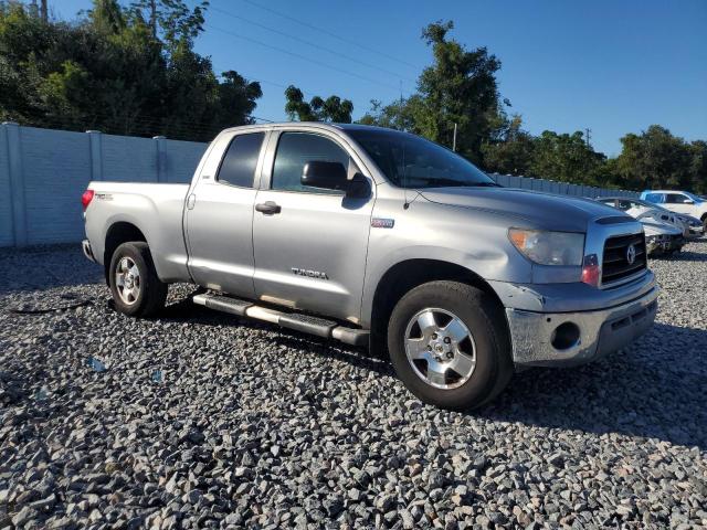 5TBBV54117S452579 - 2007 TOYOTA TUNDRA DOUBLE CAB SR5 SILVER photo 4
