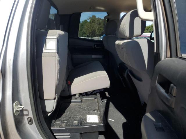 5TFRM5F13DX067441 - 2013 TOYOTA TUNDRA DOUBLE CAB SR5 SILVER photo 10