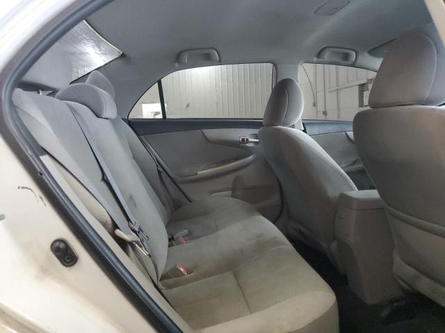 5YFBU4EE7DP095645 - 2013 TOYOTA COROLLA BASE თეთრი ფოტო 10