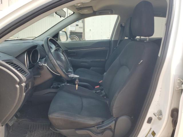 4A4AP3AU7FE058856 - 2015 MITSUBISHI OUTLANDER ES WHITE photo 7