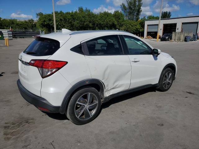 3CZRU5H5XMM717737 - 2021 HONDA HR-V EX WHITE photo 3