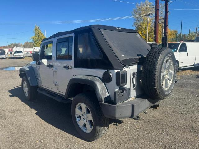 1J4HA3H16BL500982 - 2011 JEEP WRANGLER U SPORT رمادي صورة 3