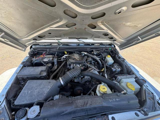 1J4HA3H16BL500982 - 2011 JEEP WRANGLER U SPORT رمادي صورة 7