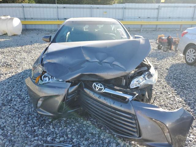4T1BF1FK3HU317809 - 2017 TOYOTA CAMRY LE GRAY photo 5